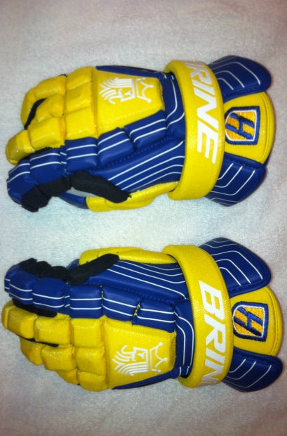 Hofstra Club Lacrosse Brine King Superlight Glove